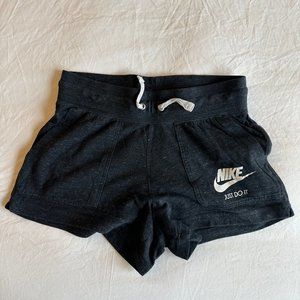Nike Shorts charcoal gray - Small
